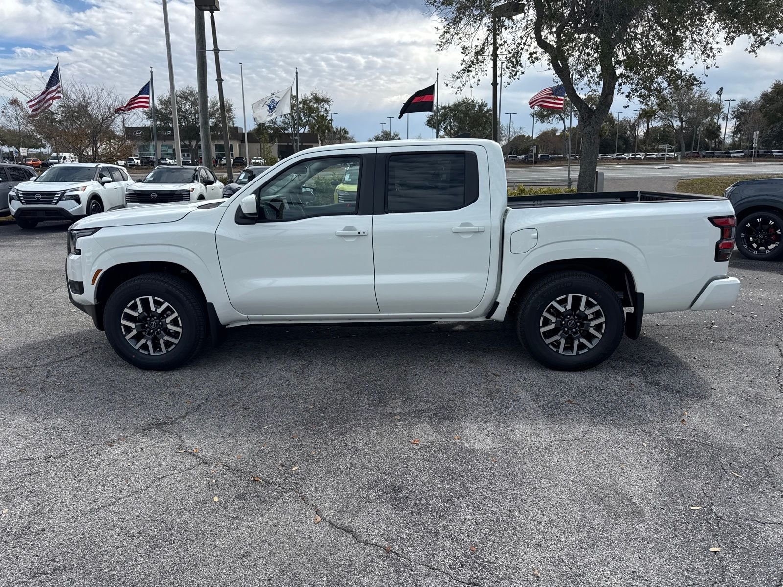 New 2026 Nissan Frontier SV 4D Crew Cab
