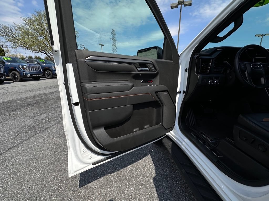 Used 2023 Summit White GMC AT4 image 24