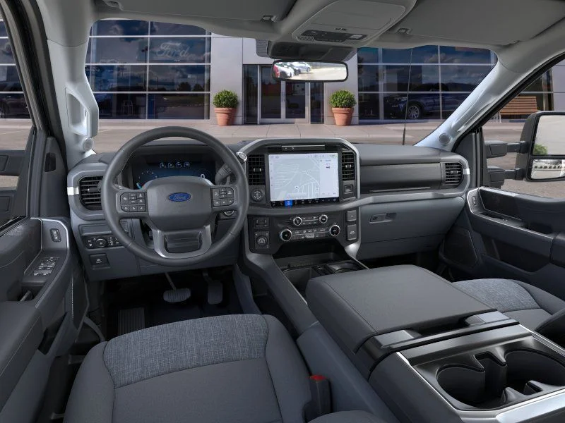 New 2025 Agate Black Metallic Ford XLT image 9