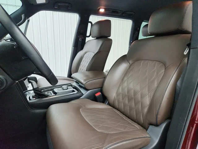 Used 2023 Red Nissan Platinum image 19