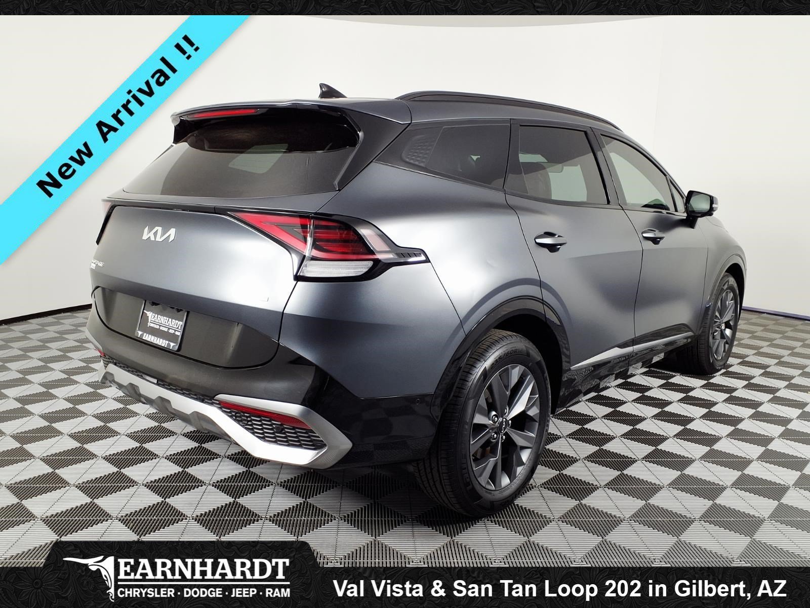 Used 2023 Shadow Matte Gray Kia SX-Prestige image 4