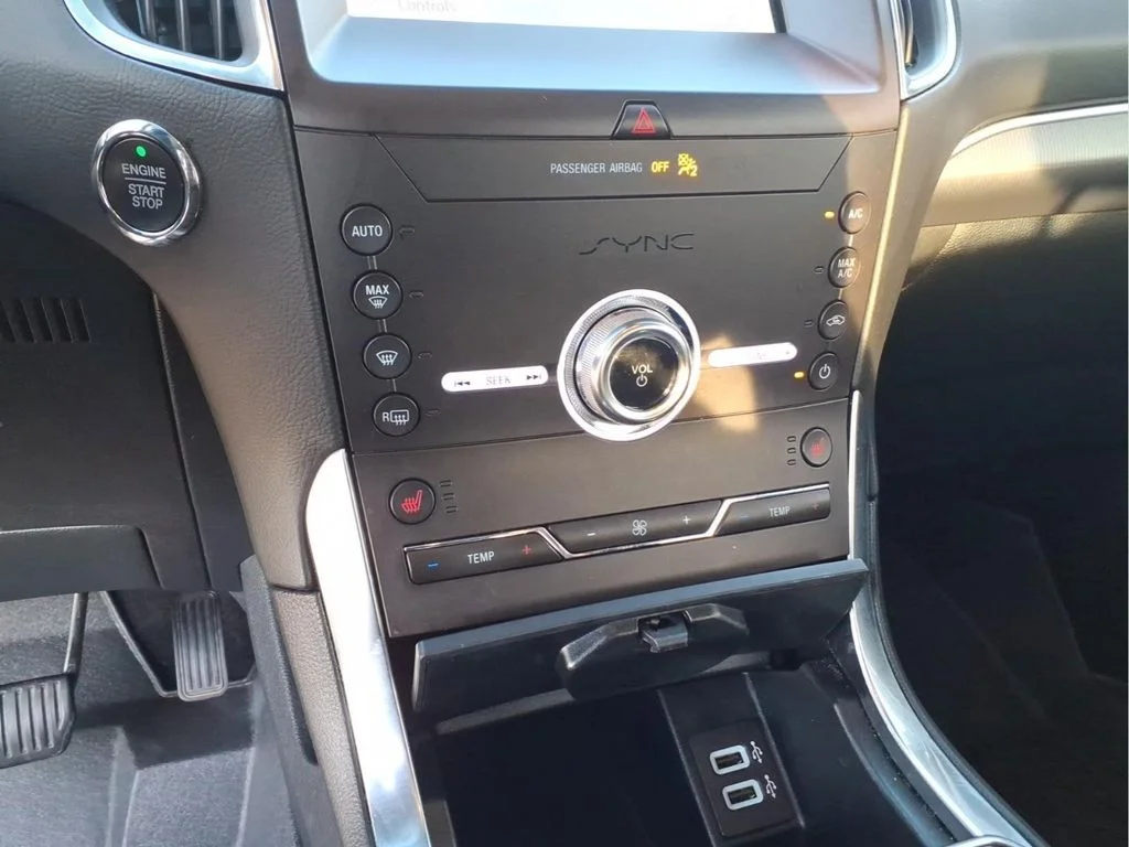 Used 2020 Gray Ford Titanium image 28