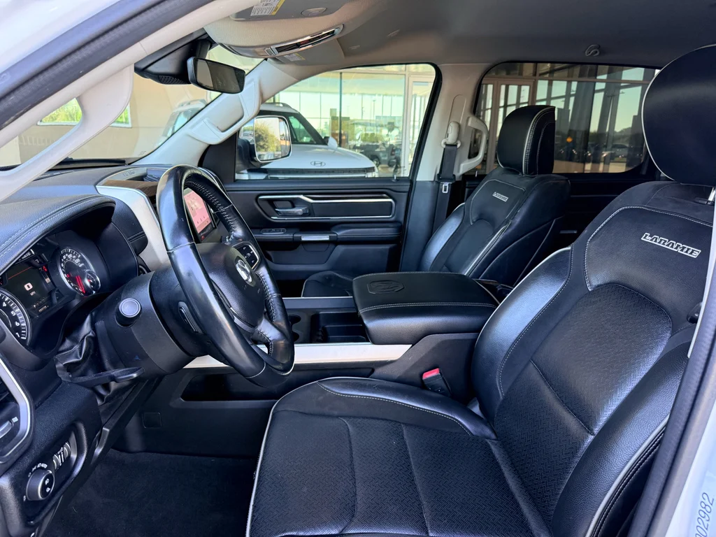 Used 2022 Bright White Clearcoat Ram Laramie image 13