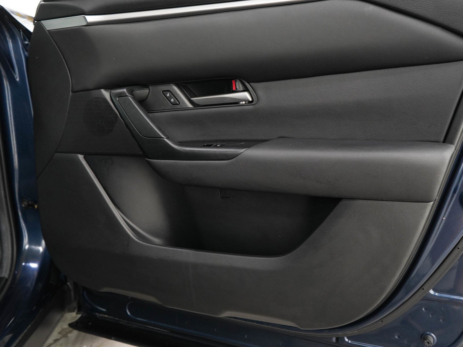 Used 2024 Ingot Blue Metallic Mazda 2.5 S Select Package image 9