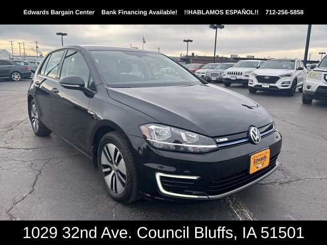 Used 2019 Volkswagen e-Golf e-Golf SE with VIN WVWKR7AU8KW911475 for sale in Council Bluffs, IA