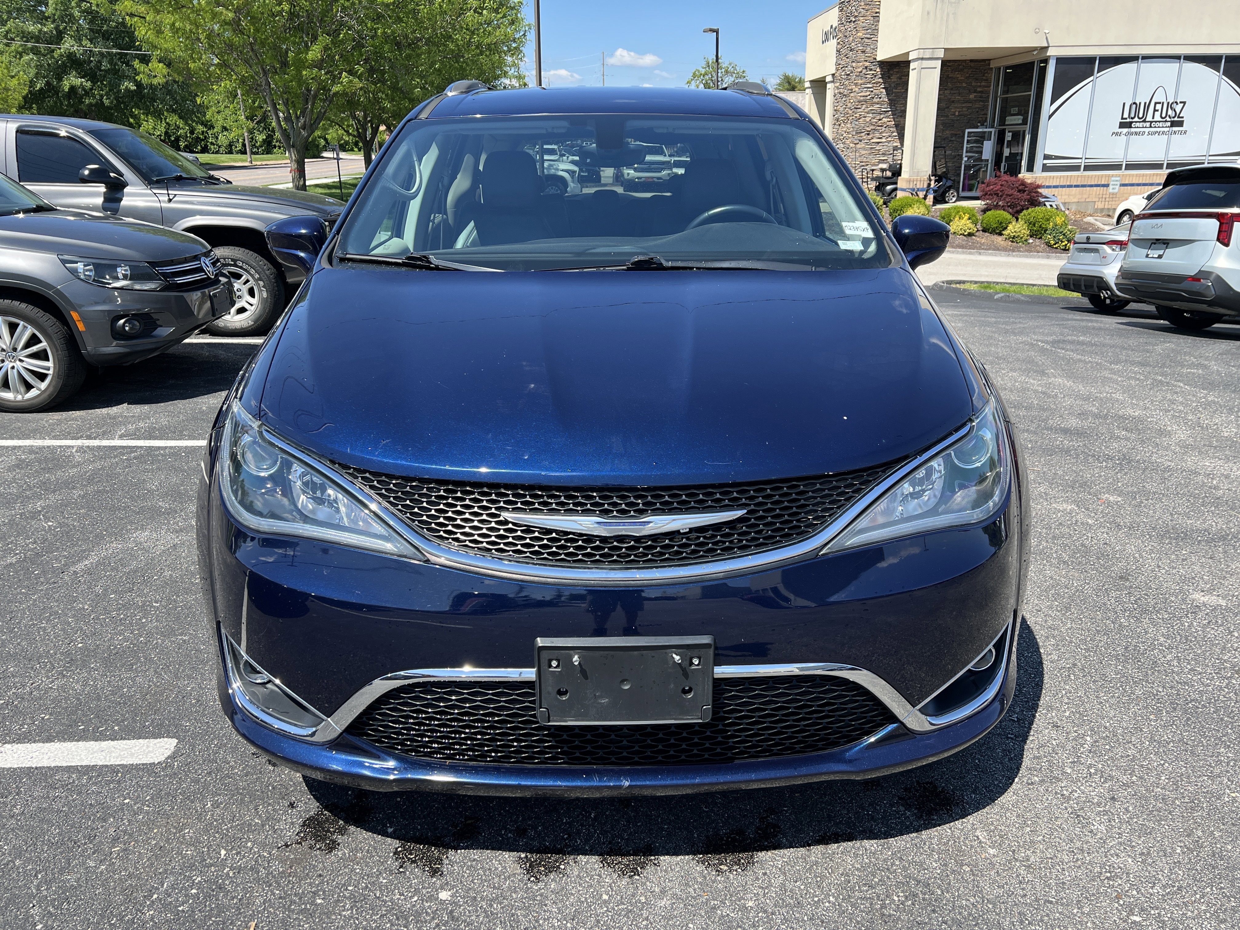 2C4RC1EG5HR541556