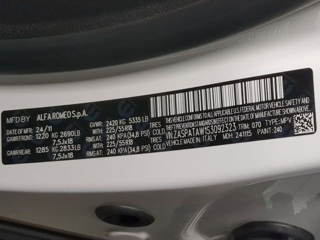 New 2025 Milano White Exterior Paint Alfa Romeo Base image 29