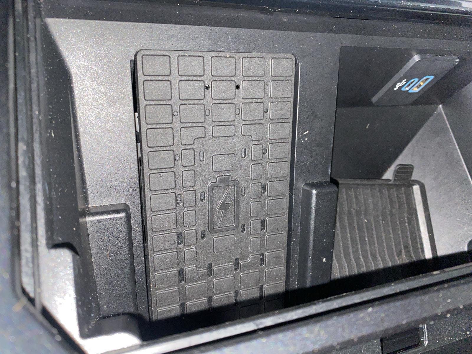 Used 2024 Antimatter Blue/Darkened Bronze Ford King Ranch image 25