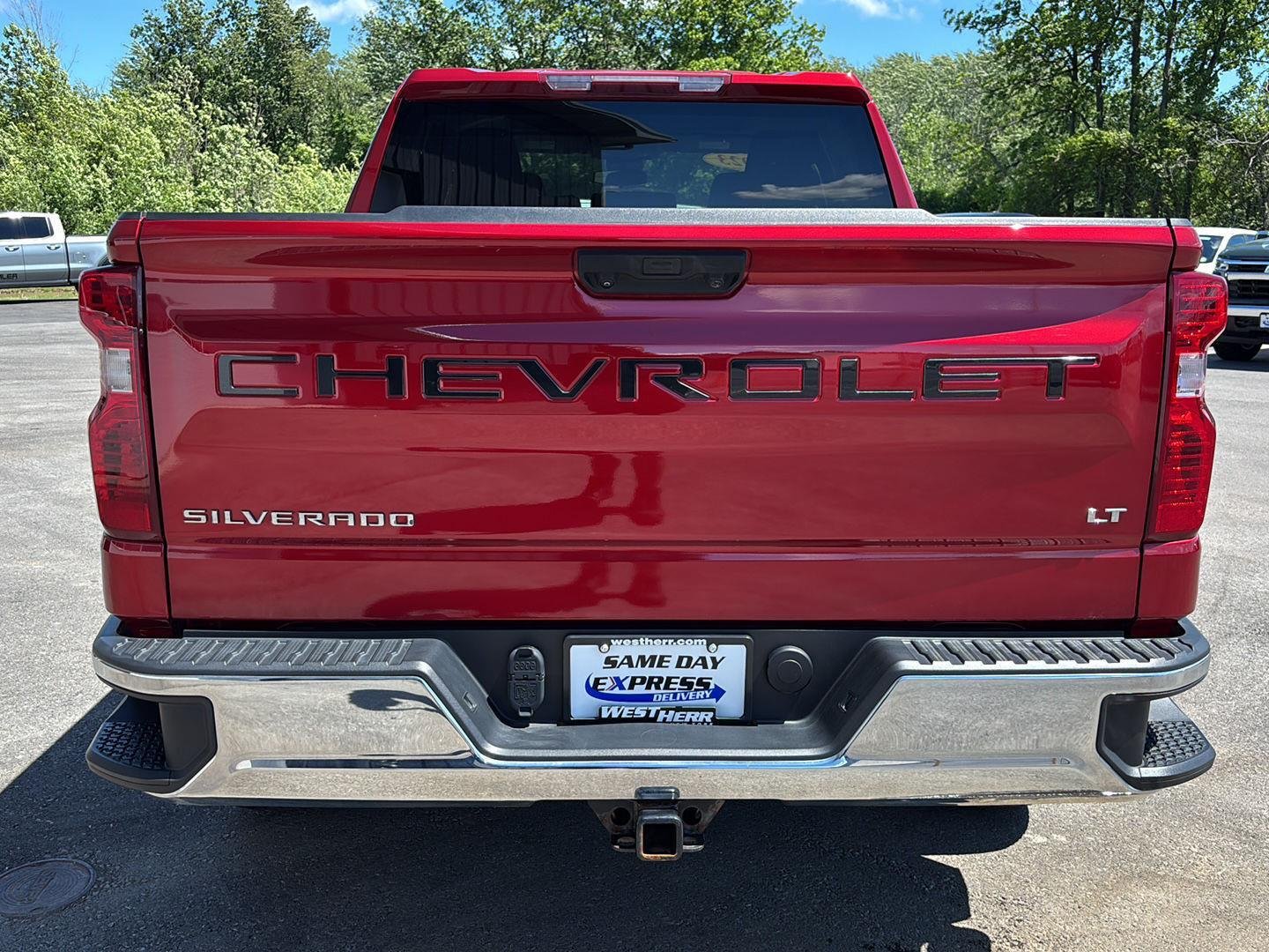 Used 2023 Radiant Red Chevrolet LT image 4