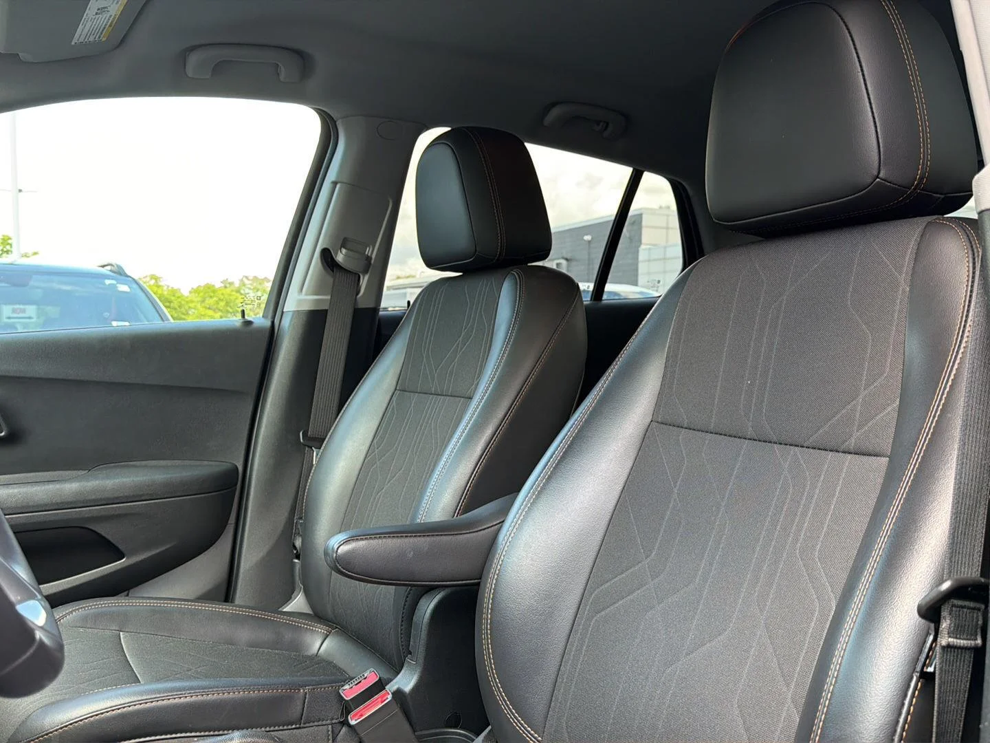 Used 2020 Satin Steel Metallic Chevrolet LT image 10