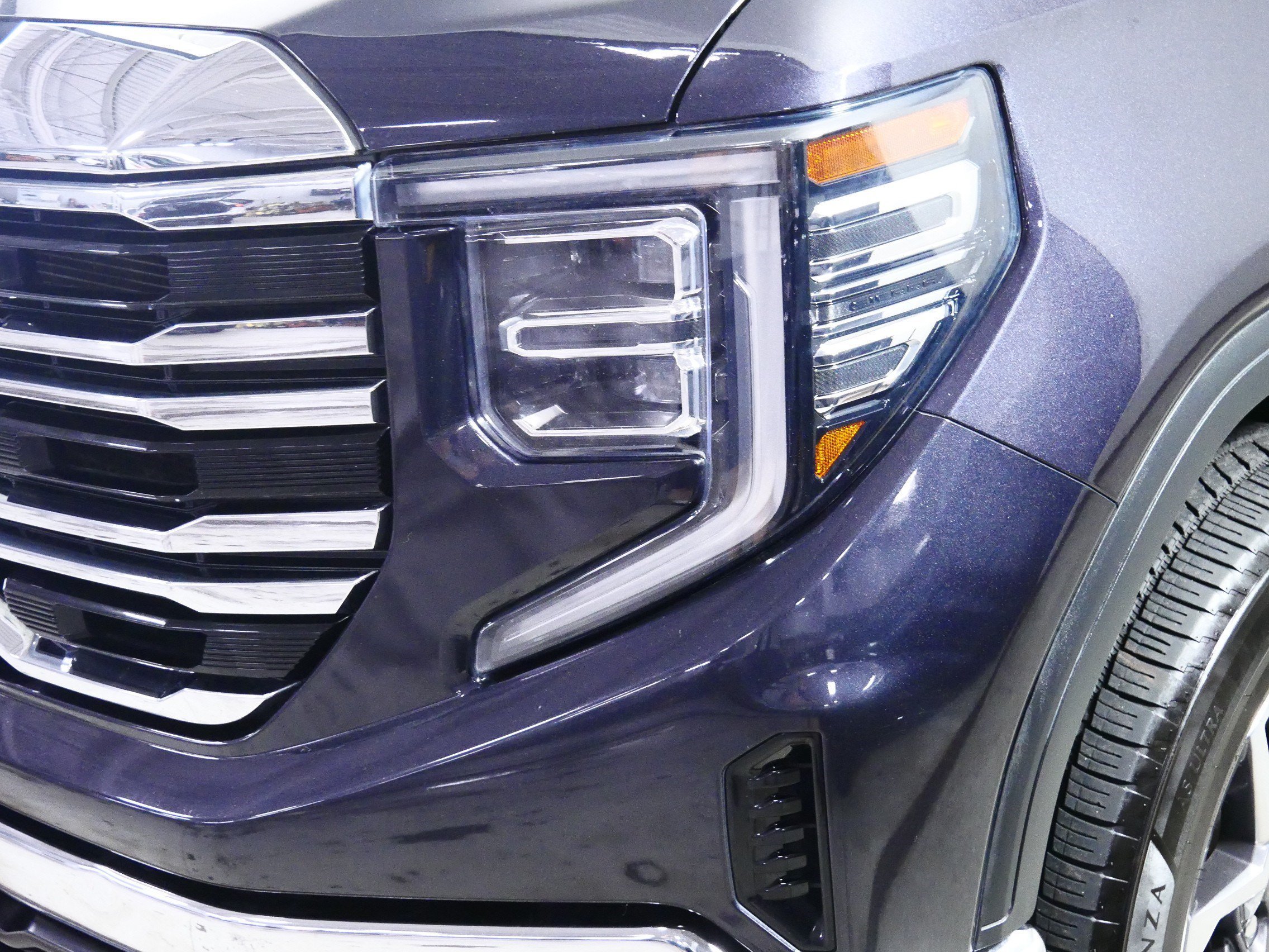 Used 2023 Titanium Rush Metallic GMC SLT image 16