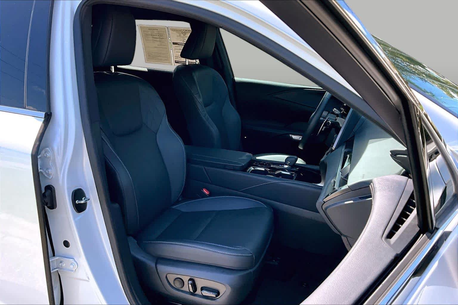 Certified Used 2024 EMINENT WHITE PEARL Lexus  image 9