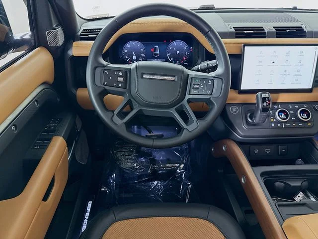 Used 2024 Silver Land Rover X image 25