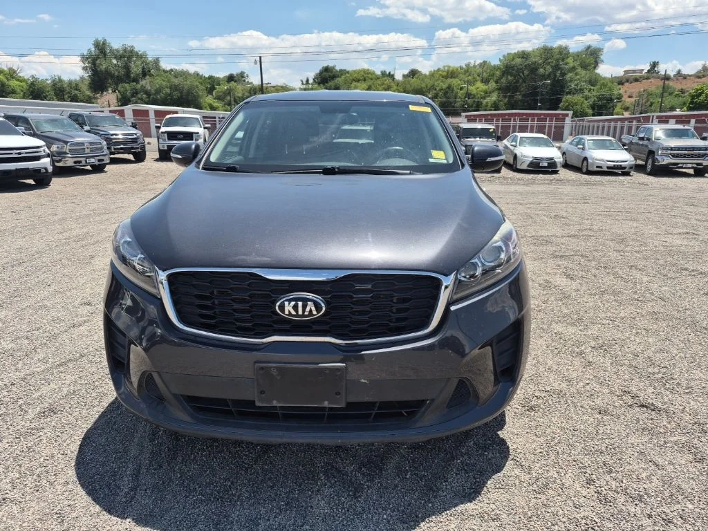 Used 2019 Kia Sorento LX with VIN 5XYPGDA5XKG499155 for sale in Delta, CO