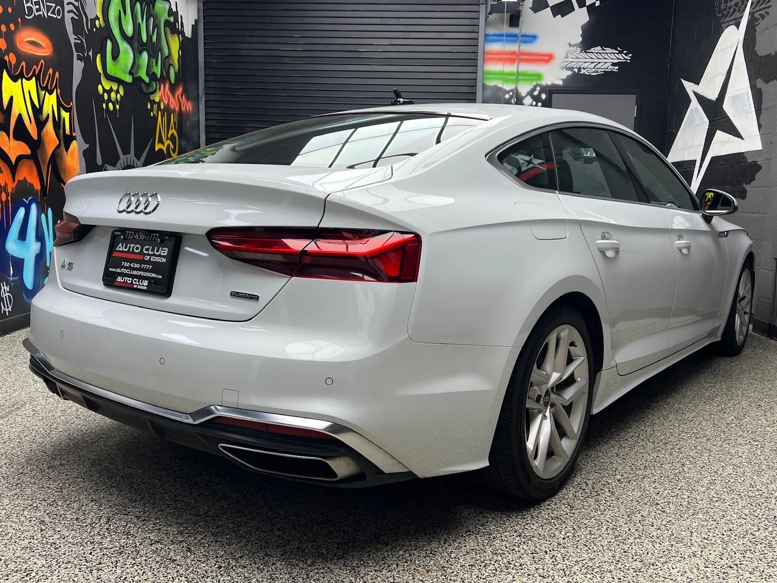 Used 2024 Glacier White Metallic (2y2y) Audi quattro S line Prem Plus 45 TFSI image 6