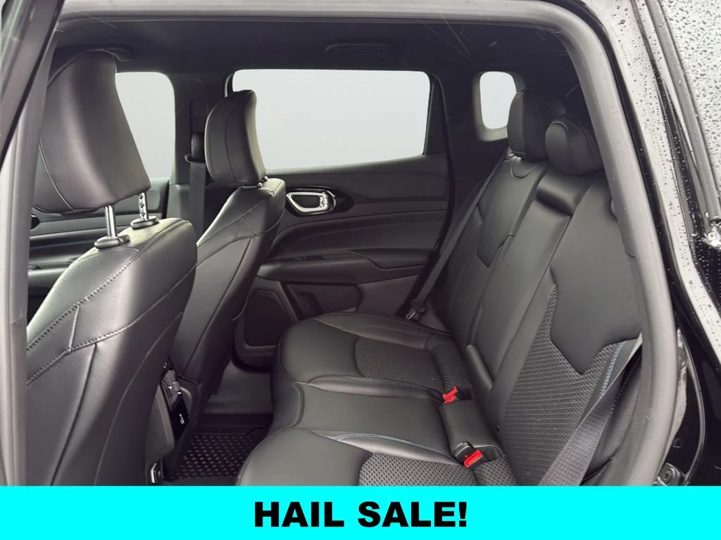 New 2026 Black Jeep Latitude image 16