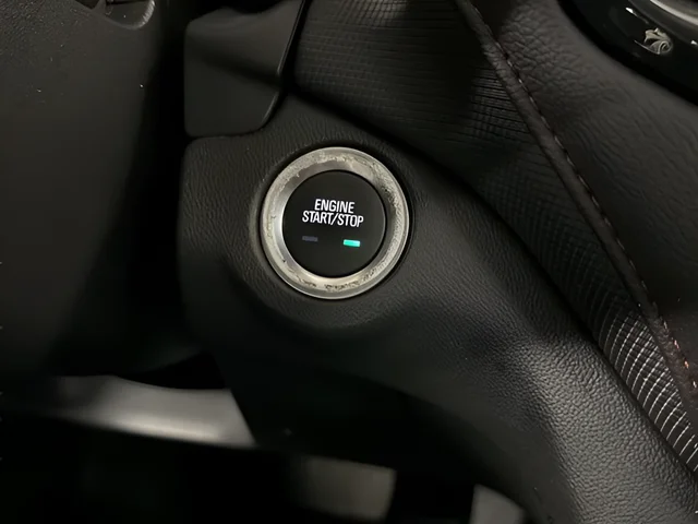 Used 2022 White Chevrolet RS image 18