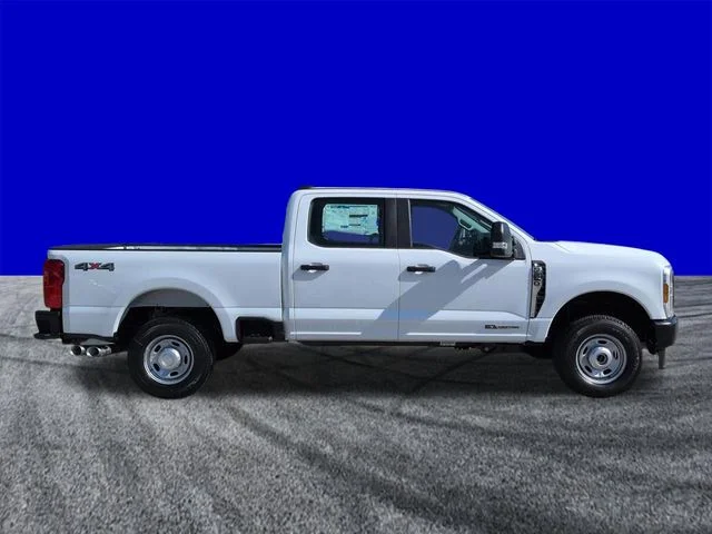 New 2026 Oxford White Ford F-250® XL image 3