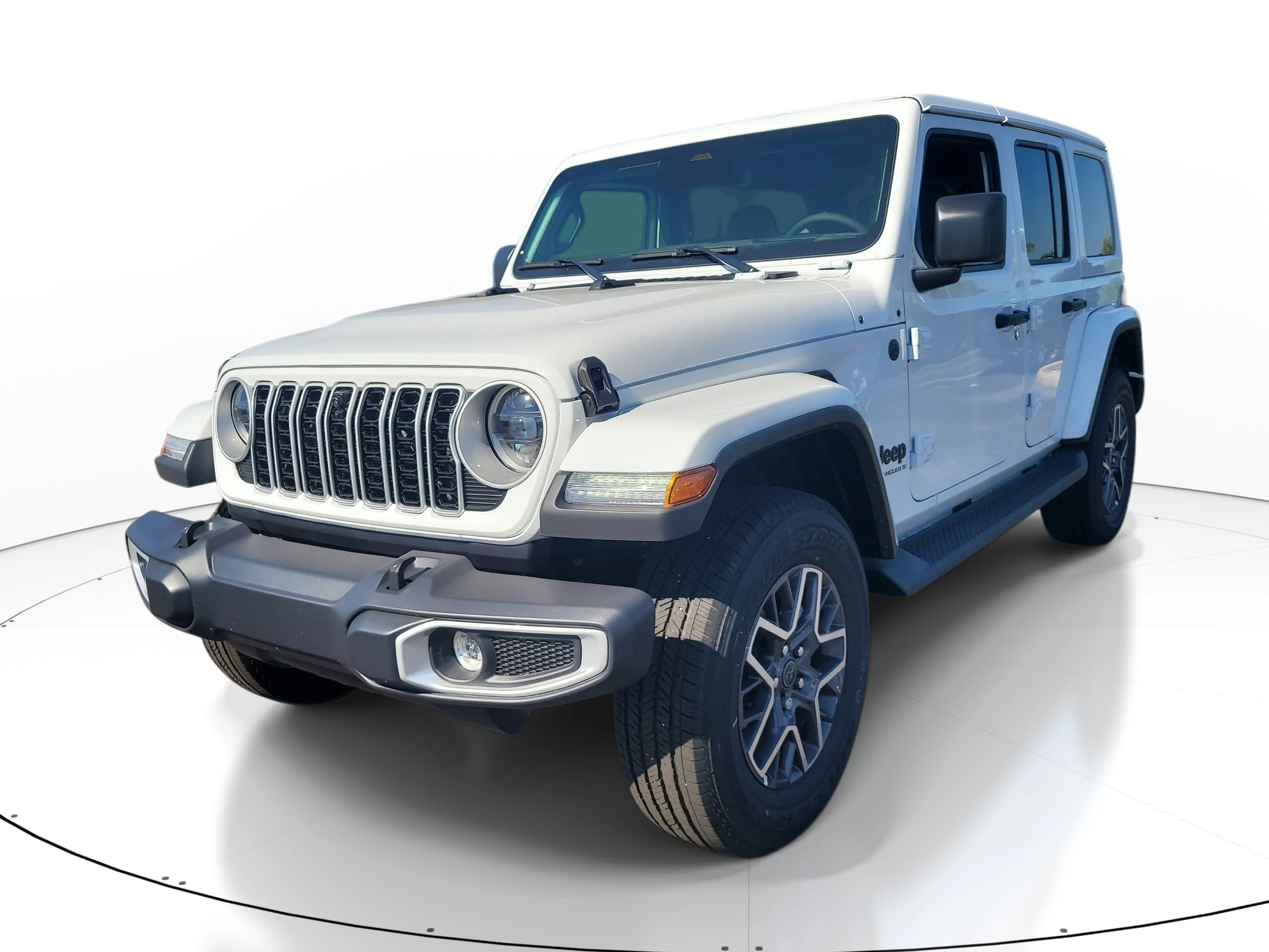 New 2026 Bright White Clearcoat Jeep Sahara image 4
