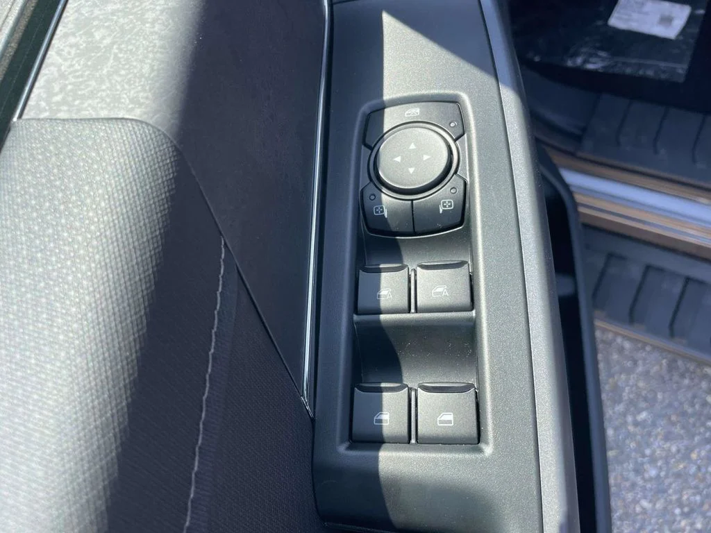 New 2026 Gray Ford XLT image 16