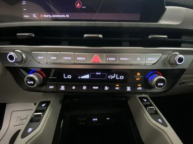 Used 2024 Black Kia EX image 19