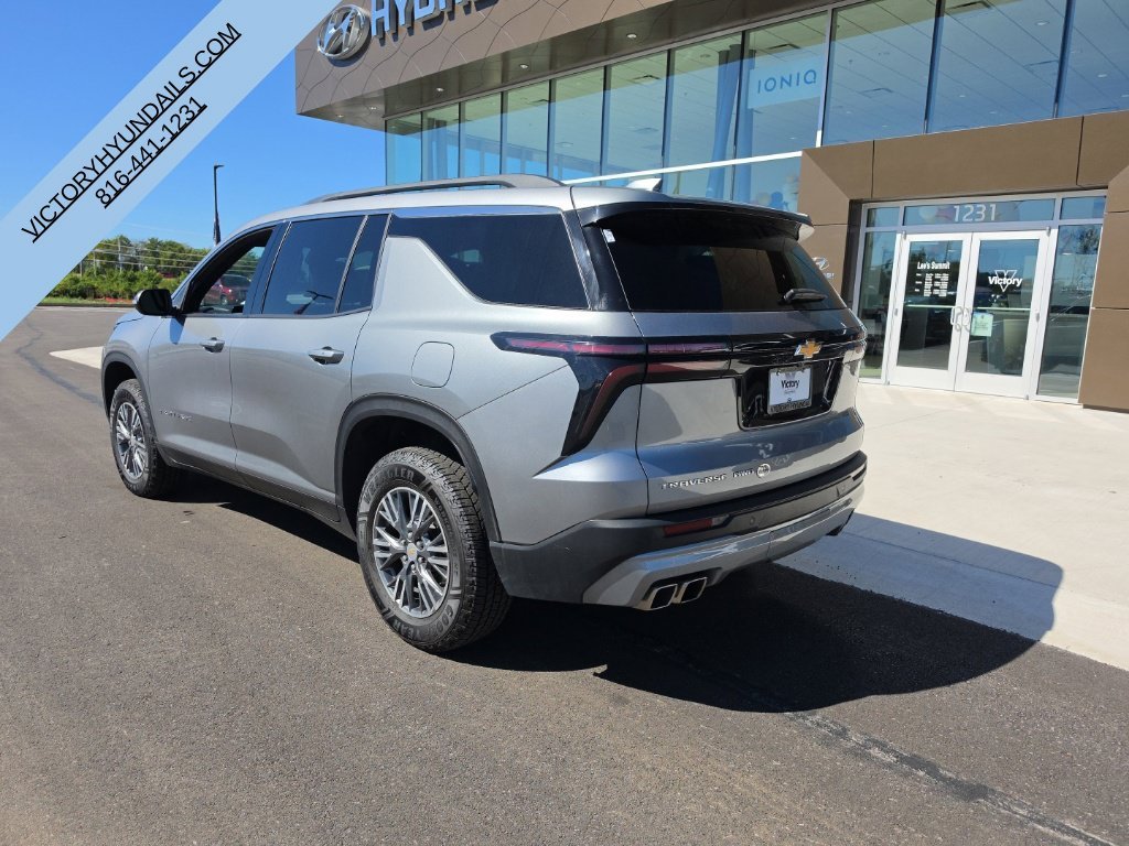 Used 2025 Gray Chevrolet LT image 3