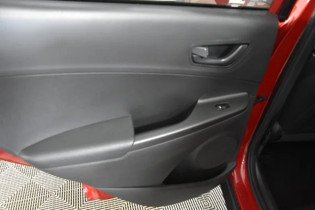 Used 2022 Red Hyundai SEL image 31