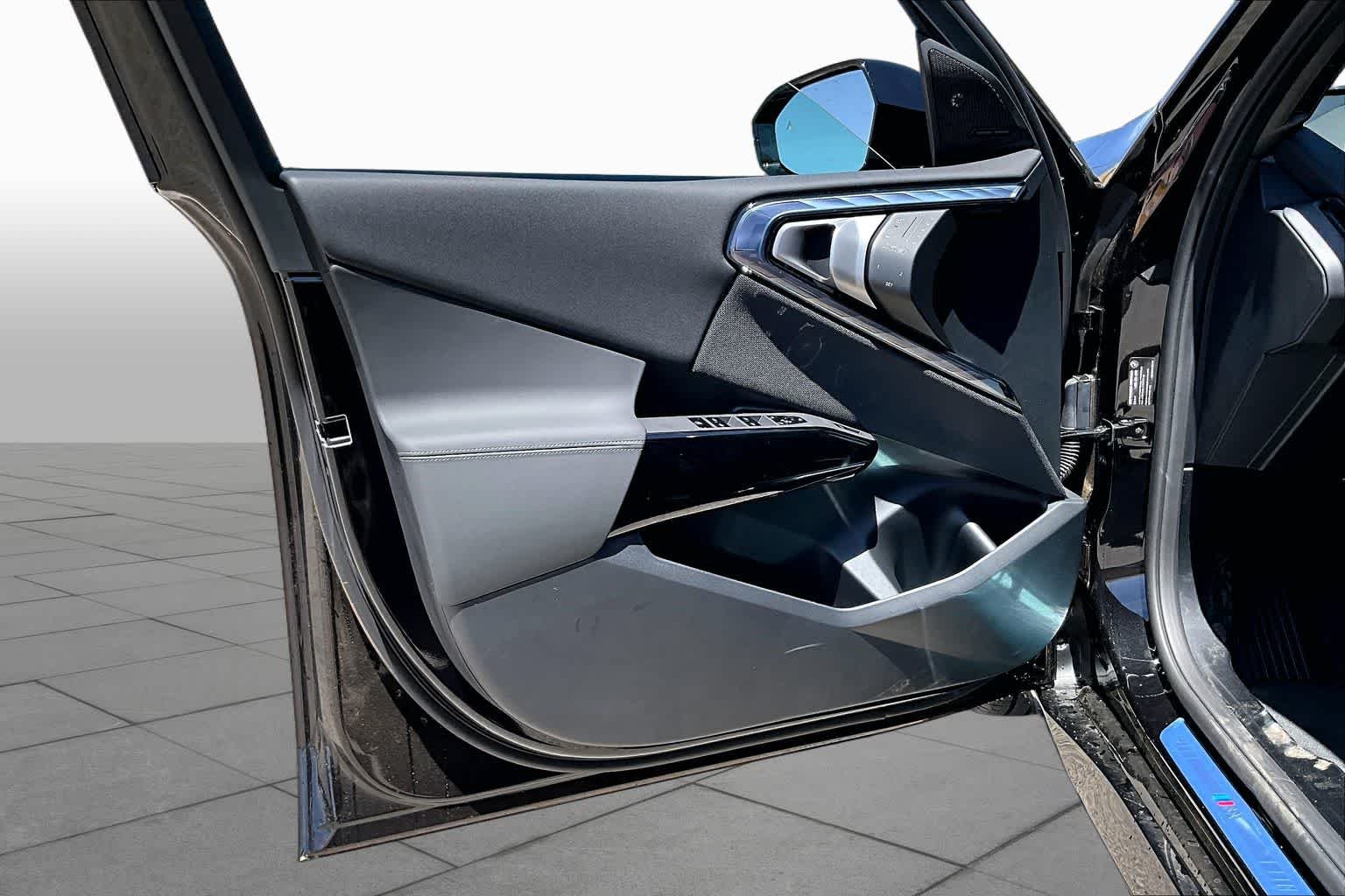 New 2026 Black Sapphire Metallic BMW 30 xDrive image 10