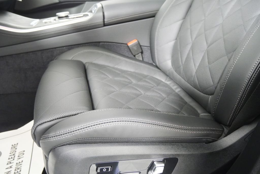 New 2026 Black Sapphire Metallic BMW xDrive50e image 9