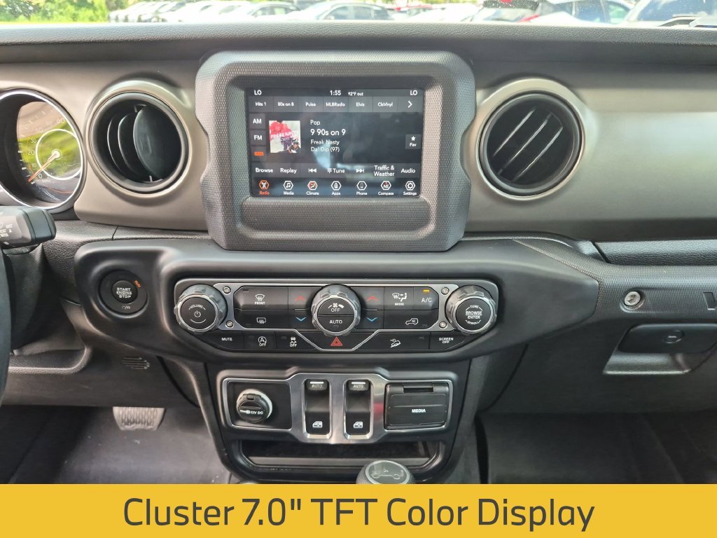 Used 2019 White Jeep Sport S image 31