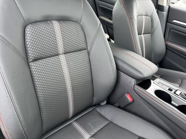2025 Nissan Altima SR - Photo 20