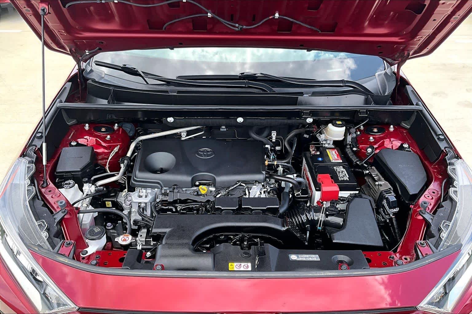 Used 2019 Ruby Flare Pearl Toyota XLE image 31