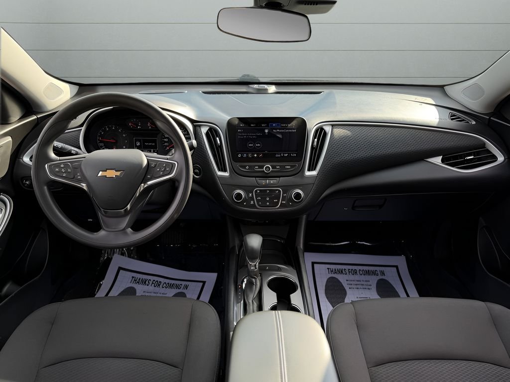 Used 2023 Gray Chevrolet LT image 23