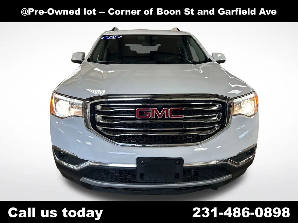 Used 2019 White GMC SLE-2 image 8