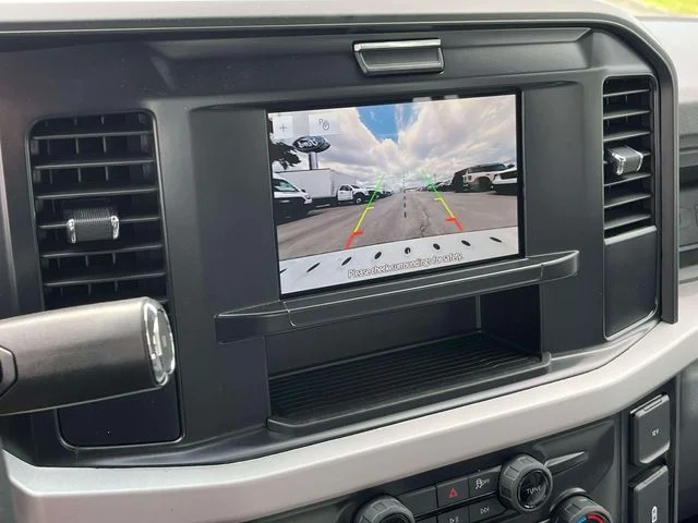 New 2026 Oxford White Ford F-250® XL image 30
