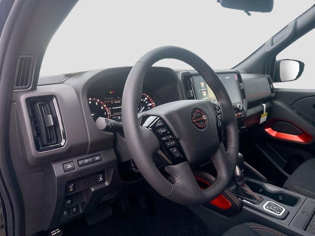 2026 Nissan Frontier PRO-4X - Photo 9