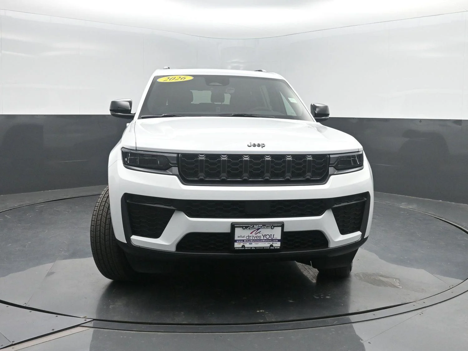 New 2026 Bright White Clear-Coat Exterior Paint Jeep Laredo Altitude image 41