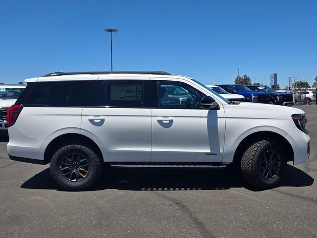 New 2026 White Ford Tremor image 3