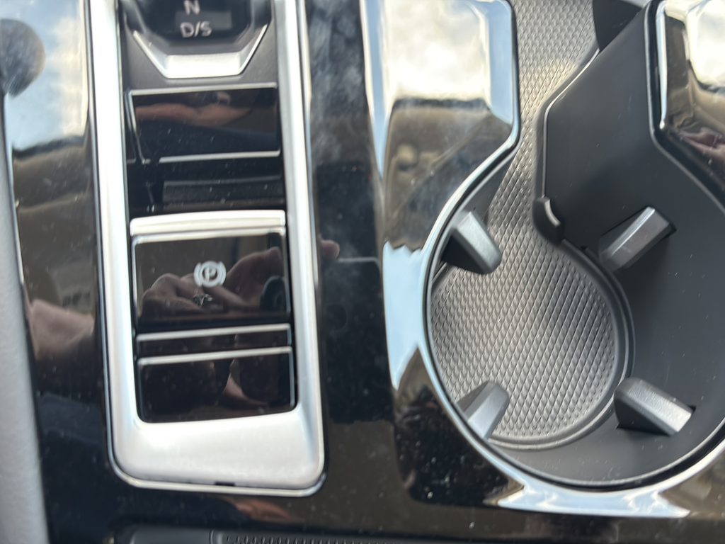 New 2026 Black Volkswagen 2.0T SE w/Technology image 29