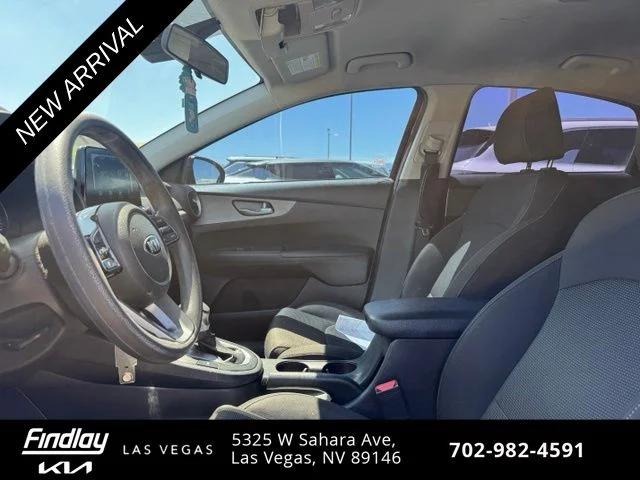 Used 2019 Red Kia LXS image 4