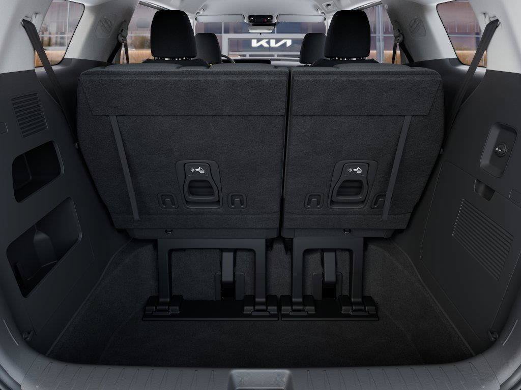 New 2026 Snow White Pearl Kia LX image 19
