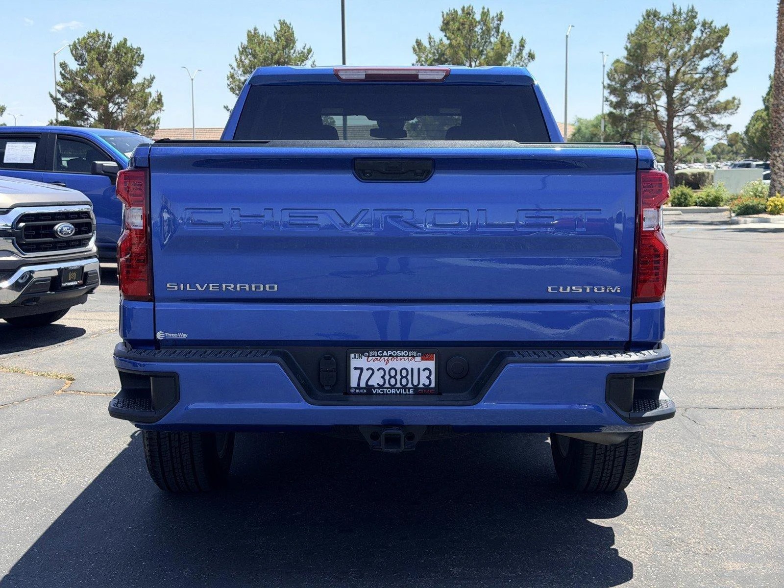 Used 2023 Glacier Blue Metallic Chevrolet Custom image 5