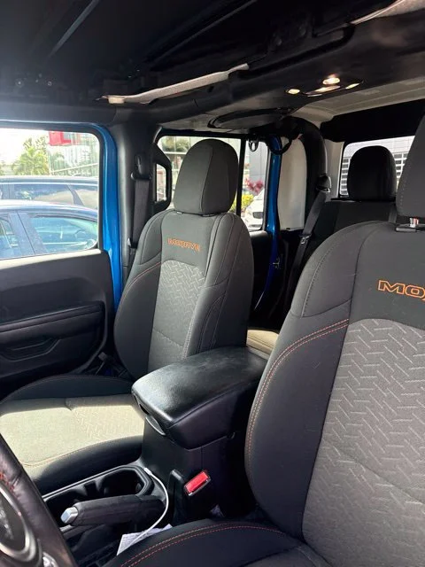 Used 2021 Blue Jeep Mojave image 4