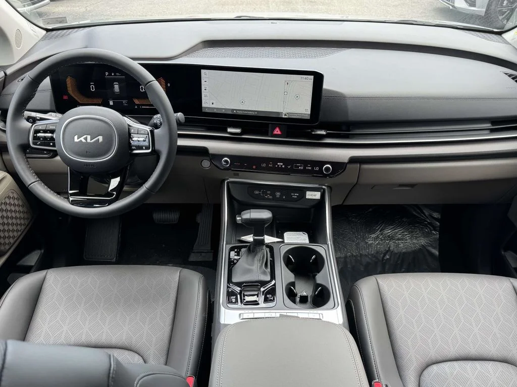 New 2026 White Kia EX image 17