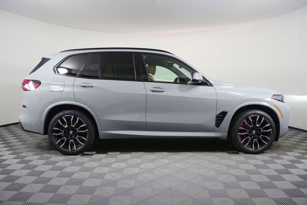 Used 2026 Brooklyn Grey Metallic BMW sDrive40i image 2