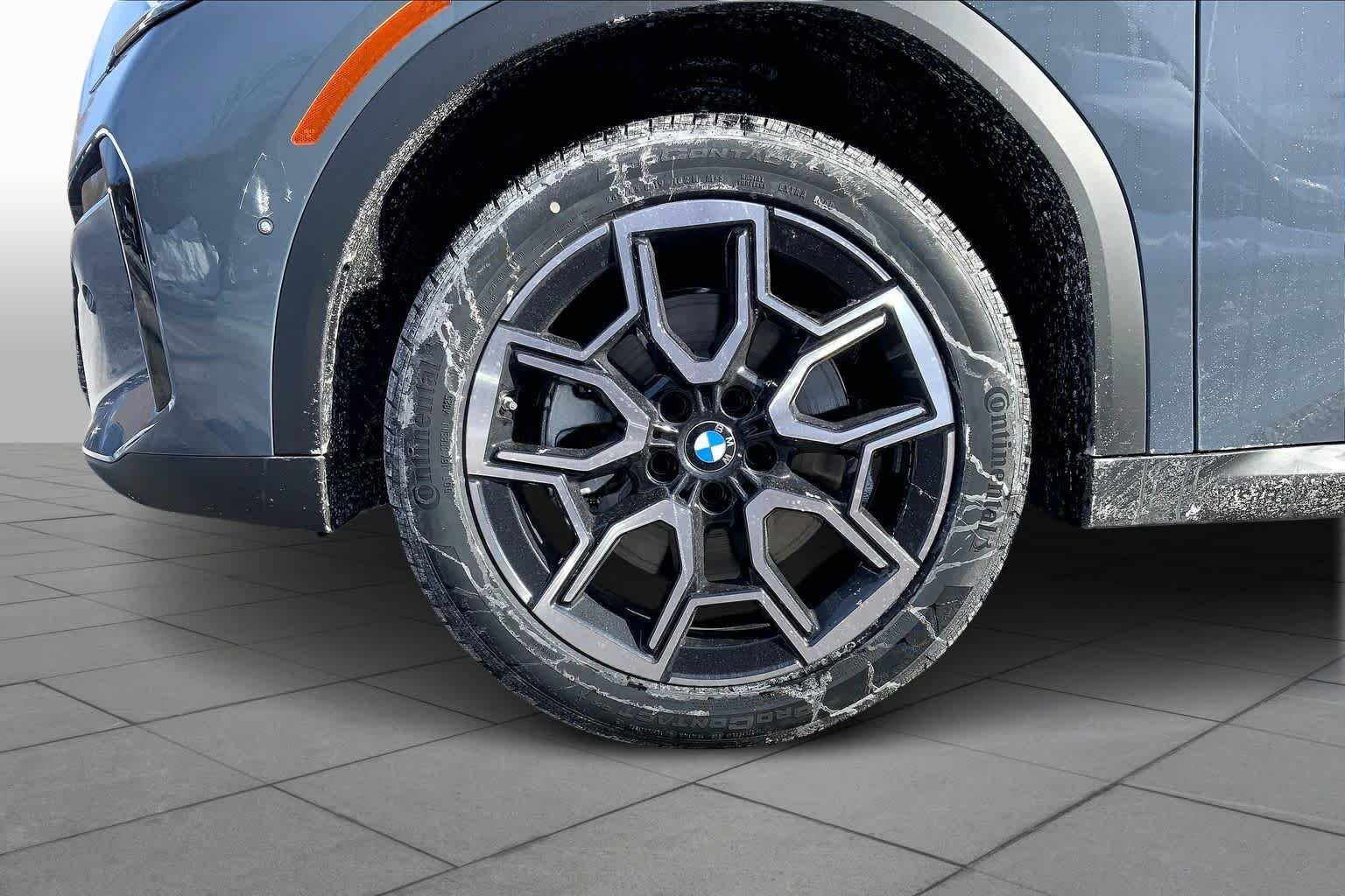 Used 2026 Storm Bay Metallic BMW xDrive28i image 11