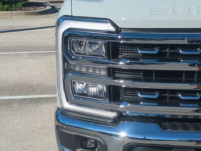 New 2026 Avalanche Ford F-250® Lariat® image 10