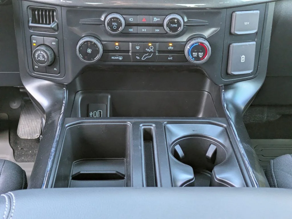New 2026 Oxford White Ford STX image 21