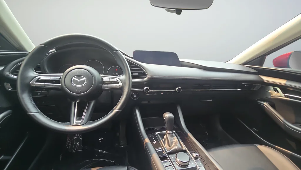 Used 2019 Red Mazda Preferred image 11