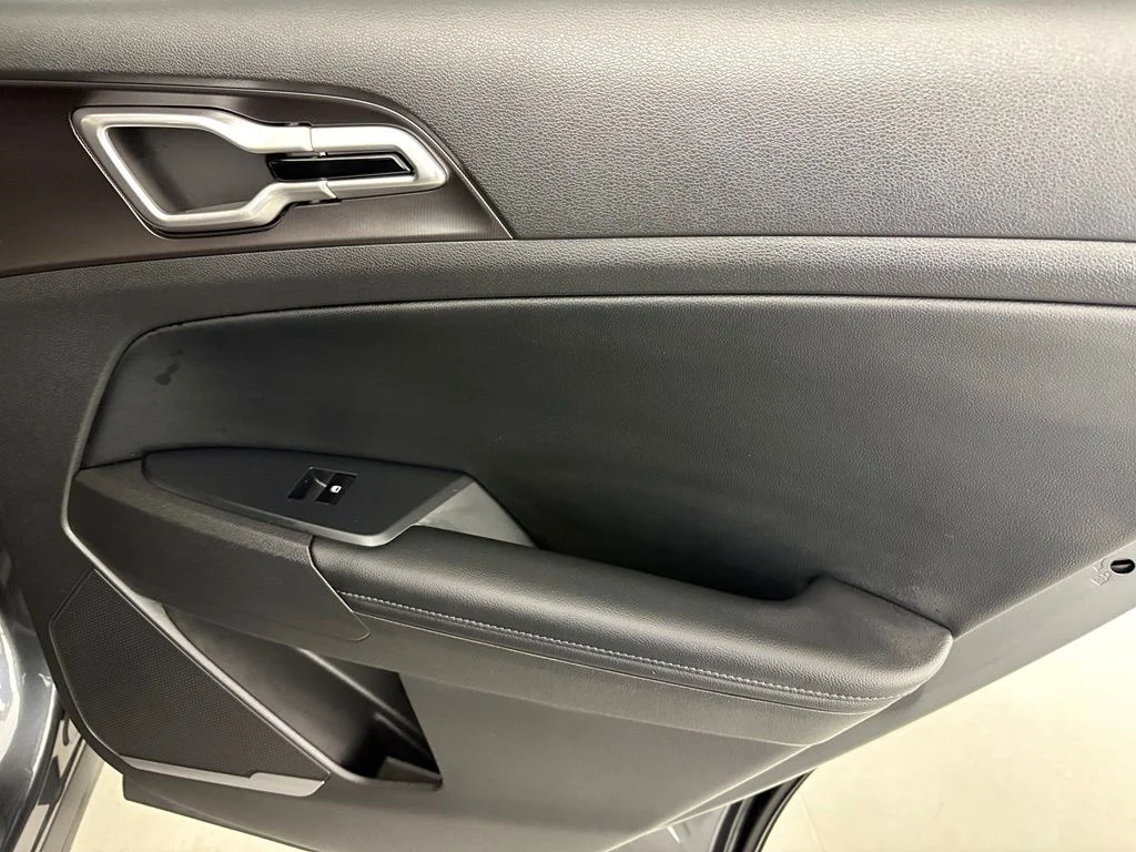 New 2026 Gray Kia EX image 40